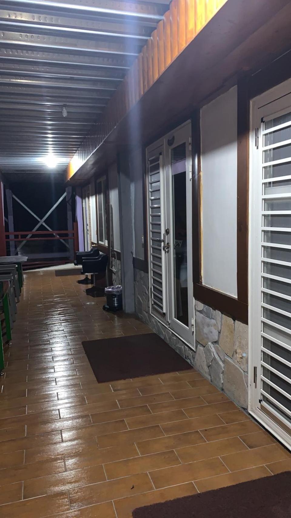 Dingdai Glass Villa Ren'ai Exterior photo