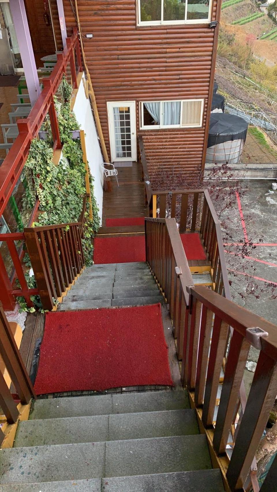 Dingdai Glass Villa Ren'ai Exterior photo